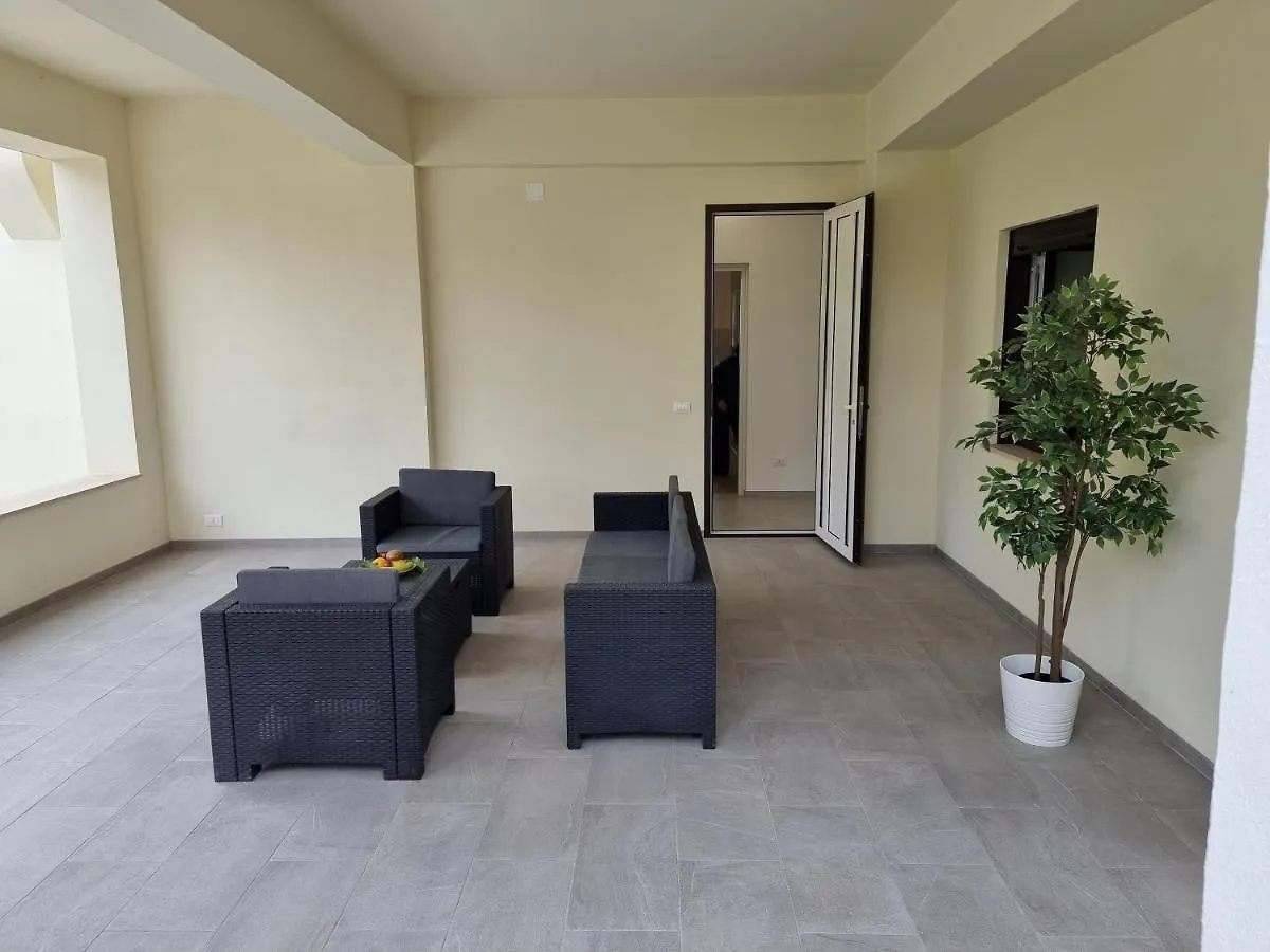 Lägenhet A Casa Di Papa By Holiday World Milazzo
