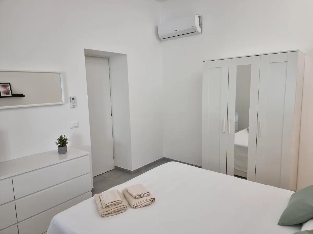 A Casa Di Papa By Holiday World Milazzo Apartment